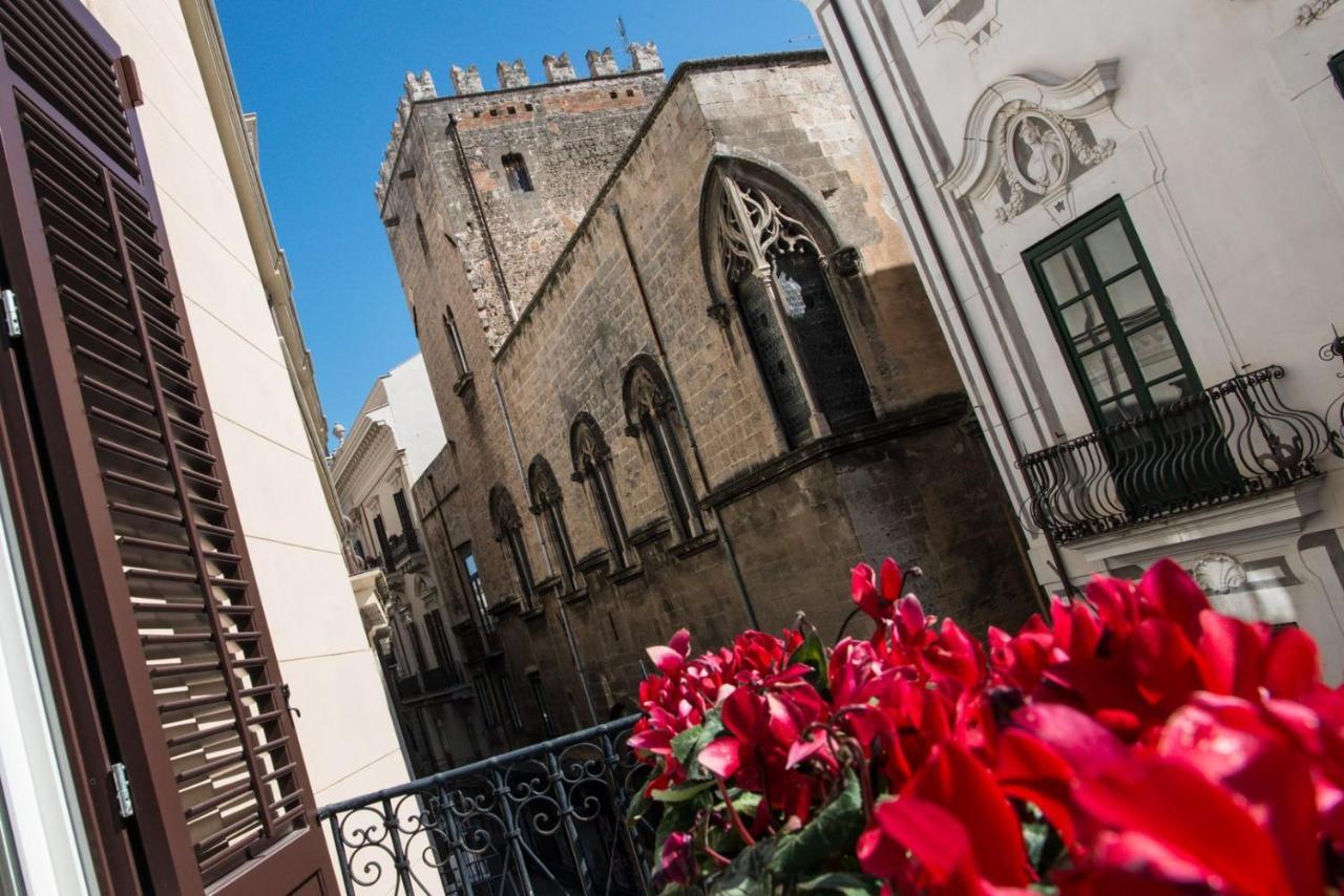 Gioeni Suites - Charming Loft Palermo Esterno foto