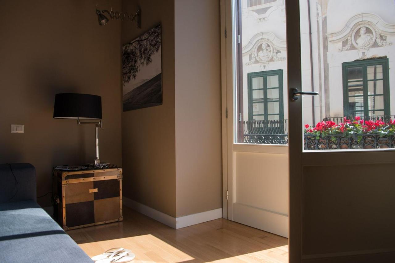 Gioeni Suites - Charming Loft Palermo Esterno foto