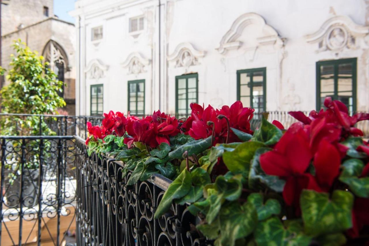 Gioeni Suites - Charming Loft Palermo Esterno foto
