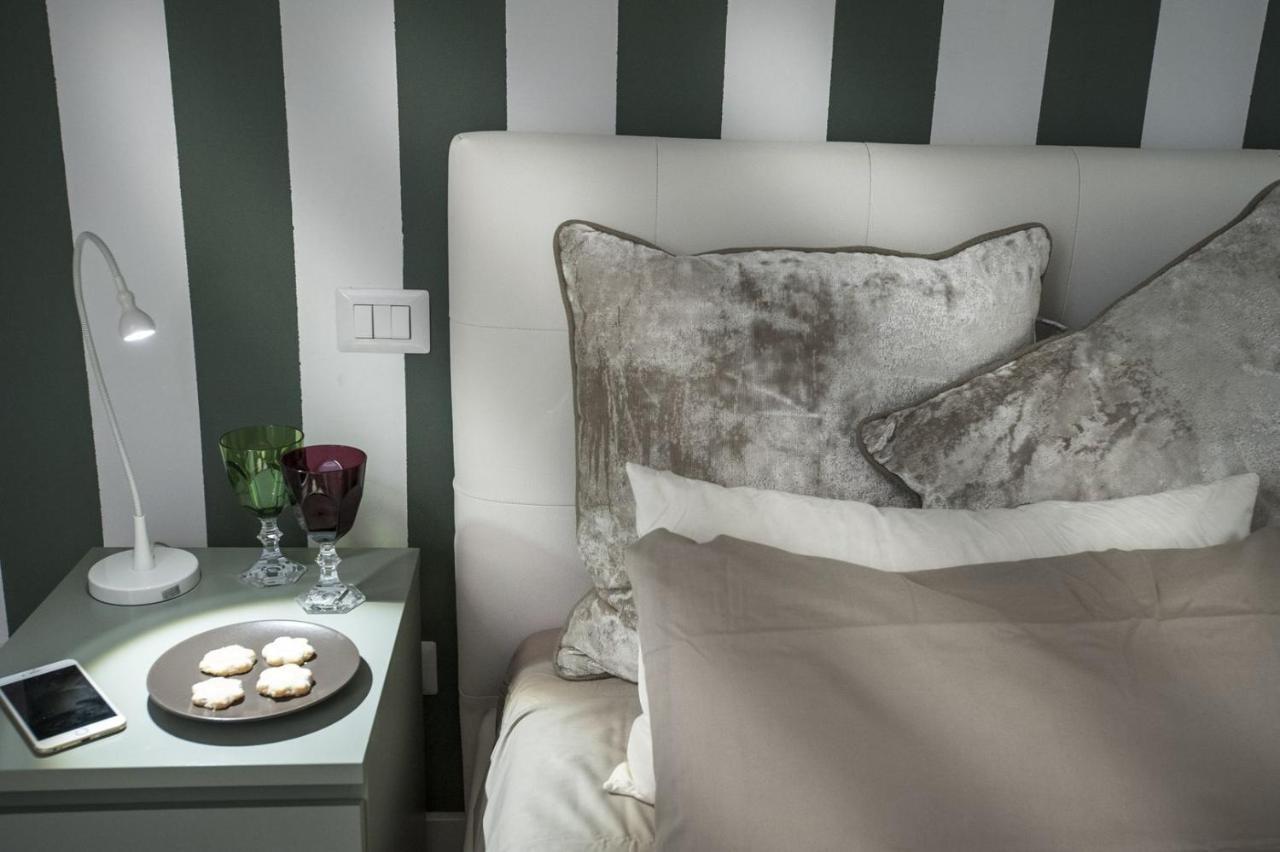 Gioeni Suites - Charming Loft Palermo Esterno foto